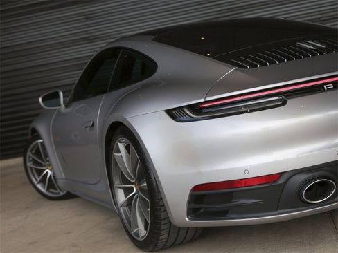 Certified 2024 Porsche 911 Carrera 4S image 13