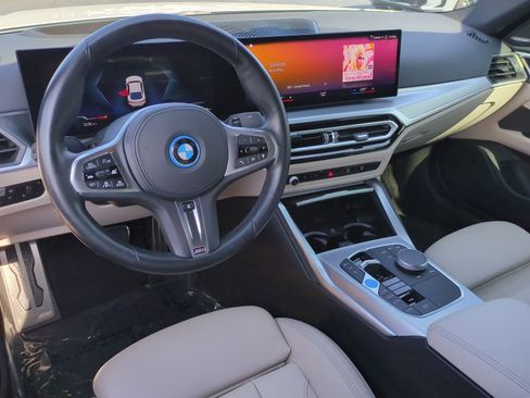 Certified 2023 BMW i4 eDrive40 w/ M Sport Package image 29