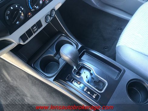 Used 2015 Toyota Tacoma PreRunner w/ Convenience Package RWD image 15