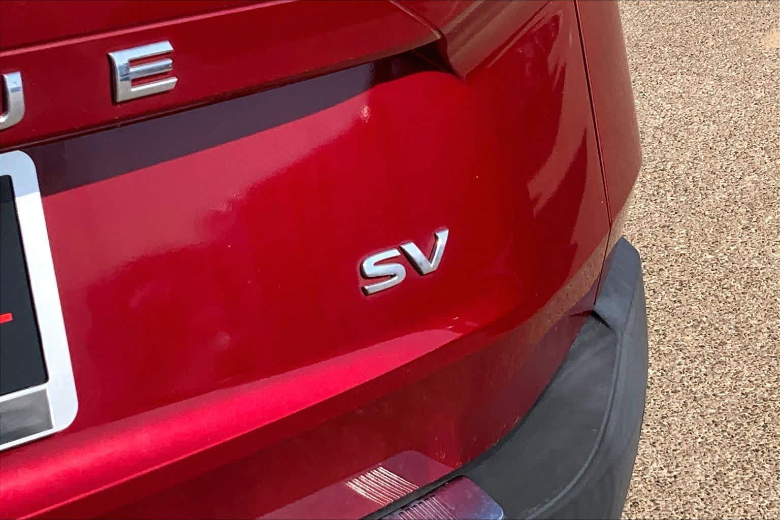 Used 2022 Nissan Rogue SV FWD image 10