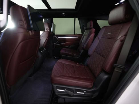 Used 2025 Cadillac Escalade Sport w/ Touring Package AWD/4WD image 16