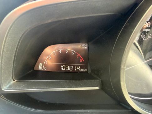 Used 2018 MAZDA MAZDA3 Sport FWD image 11