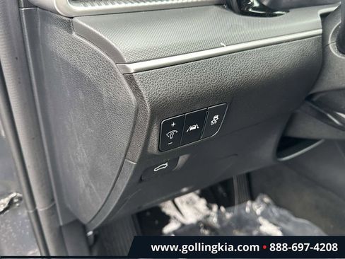 Used 2021 Kia K5 LXS image 16