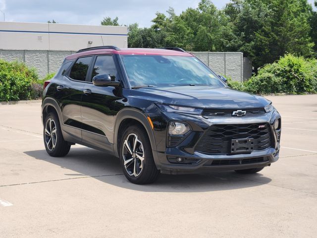 Used 2021 Chevrolet TrailBlazer RS w/ Convenience Package FWD image 3