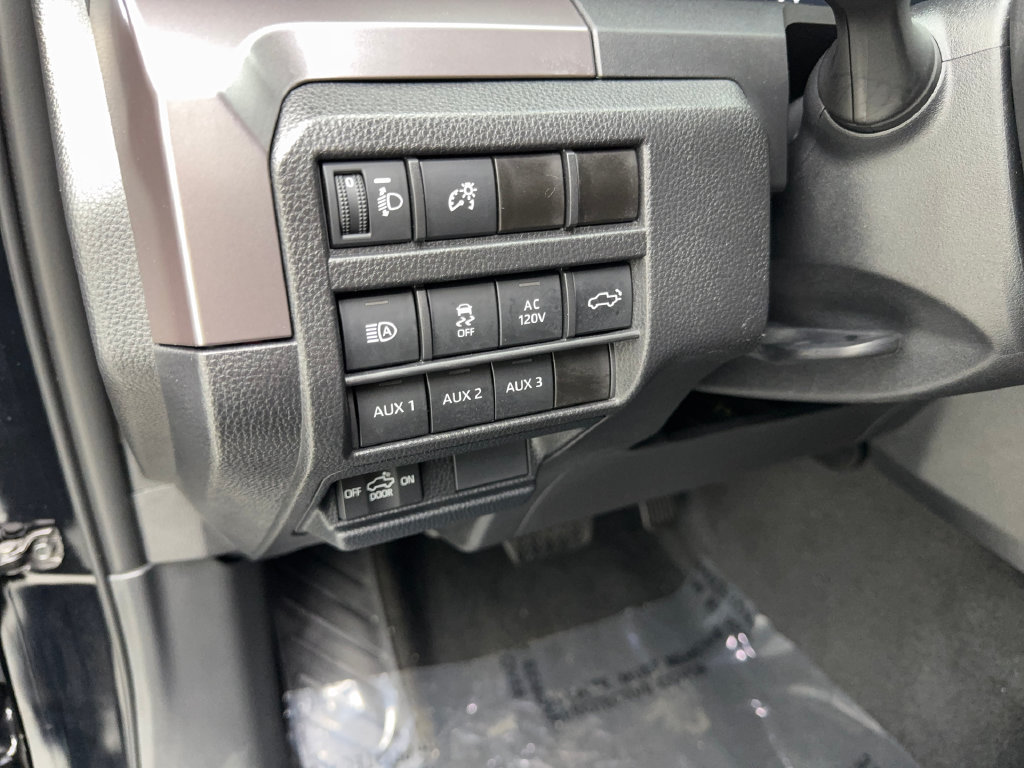 Used 2025 Toyota Tacoma TRD Off-Road w/ TRD Off Road Premium Package AWD/4WD image 57