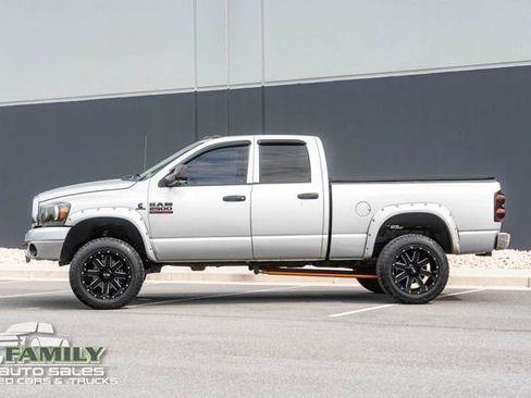 Used 2008 Dodge Ram 2500 Truck SLT w/ Trailer Tow Group AWD/4WD image 3