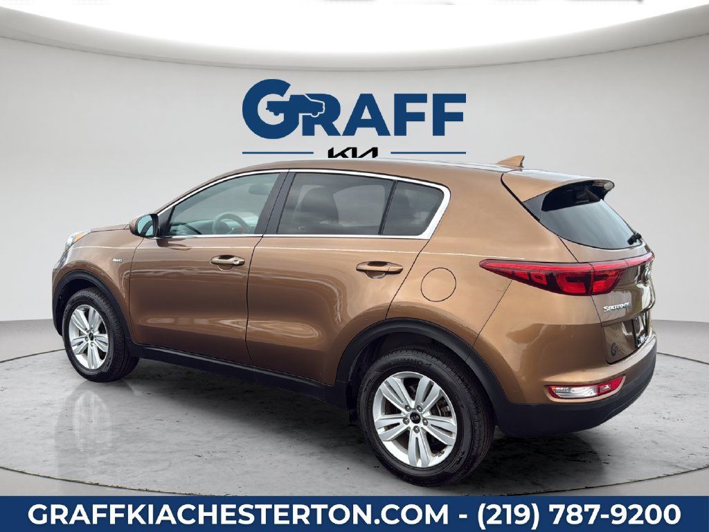 Used 2018 Kia Sportage LX AWD/4WD image 4