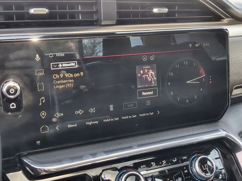 Used 2024 GMC Sierra 1500 Denali w/ Denali Reserve Package image 13