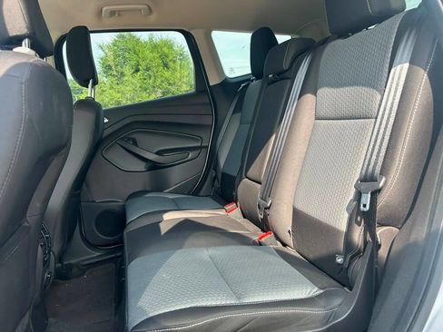 Used 2019 Ford Escape SE AWD/4WD image 16