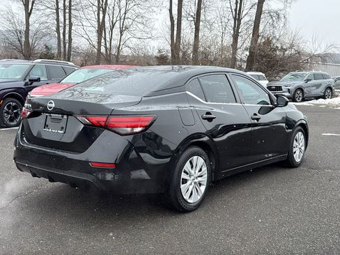 Used 2020 Nissan Sentra S image 6
