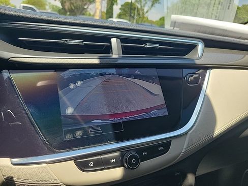 Used 2021 Buick Encore GX Select w/ Sport Touring Package FWD image 31