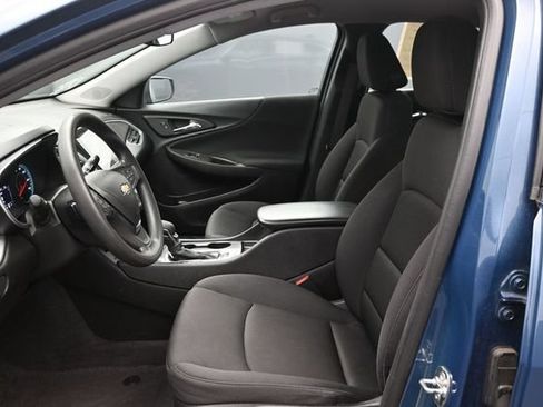 Used 2024 Chevrolet Malibu LS FWD image 5