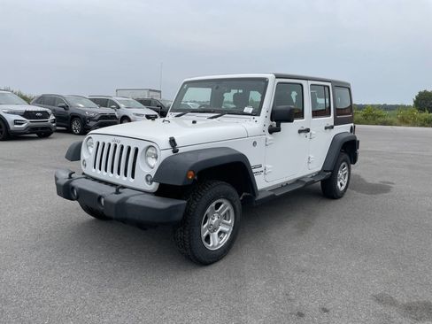 Used 2016 Jeep Wrangler Unlimited Sport image 3
