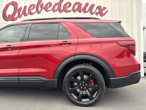 Used 2020 Ford Explorer ST w/ ST High-Performance Pack image 2