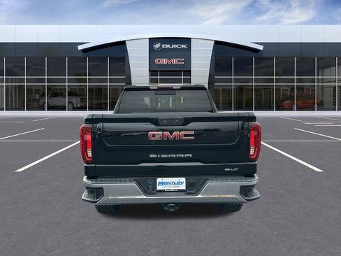 Used 2022 GMC Sierra 1500 SLT w/ SLT Convenience Package image 4