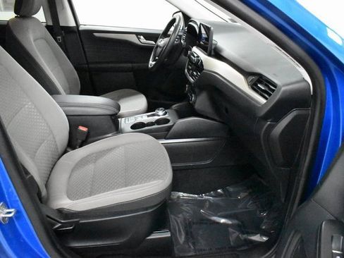 Used 2021 Ford Escape SE w/ Cold Weather Package image 14