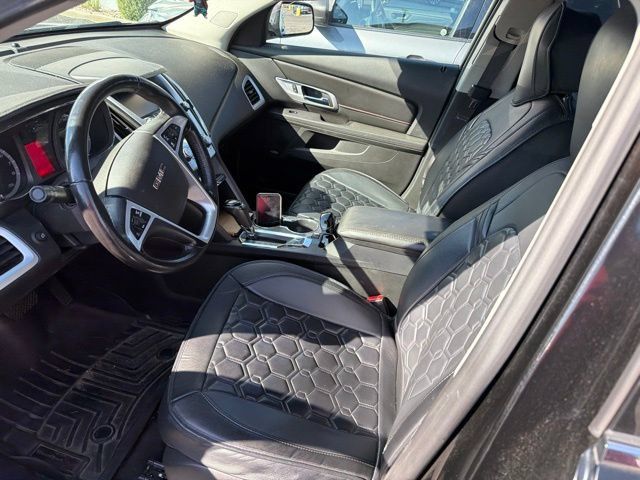 Used 2017 GMC Terrain SLT AWD/4WD image 5