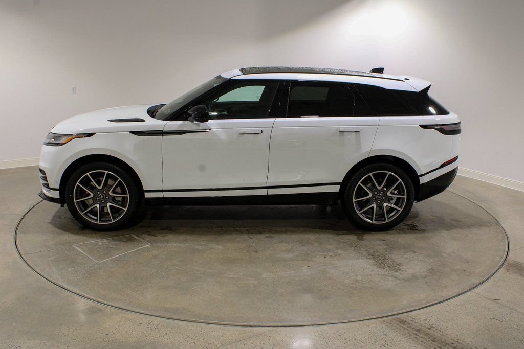Certified 2026 Land Rover Range Rover Velar Dynamic SE AWD/4WD image 2