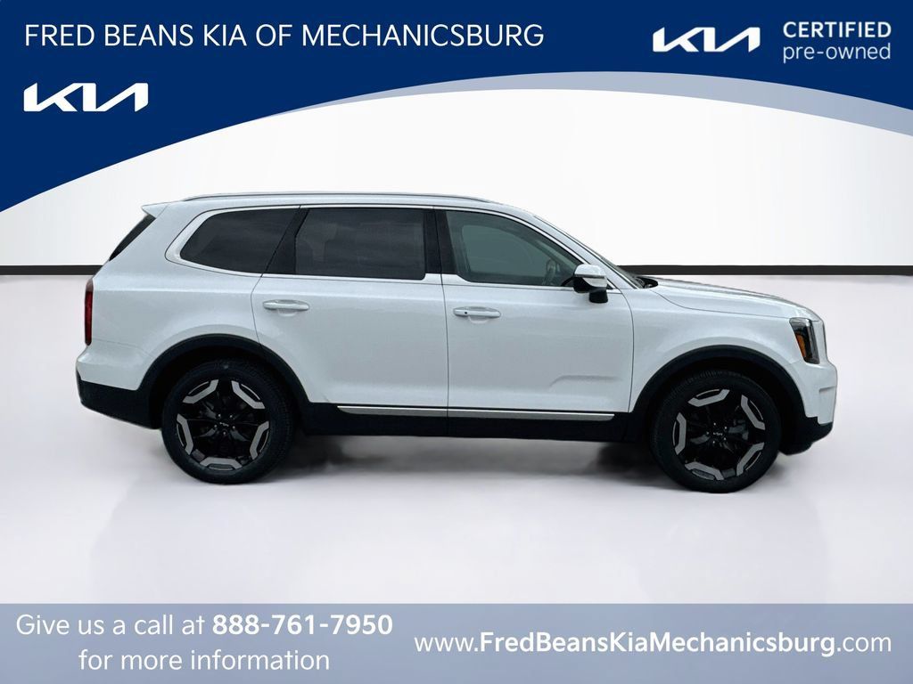 Certified 2024 Kia Telluride S w/ S Sunroof Package AWD/4WD image 7