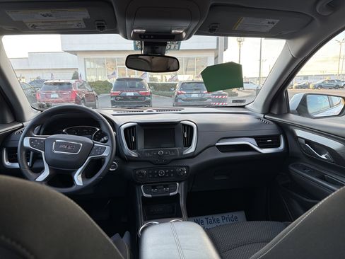 Certified 2022 GMC Terrain SLE w/ Driver Convenience Package image 27