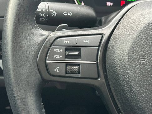 Used 2024 Honda Accord EX-L image 20