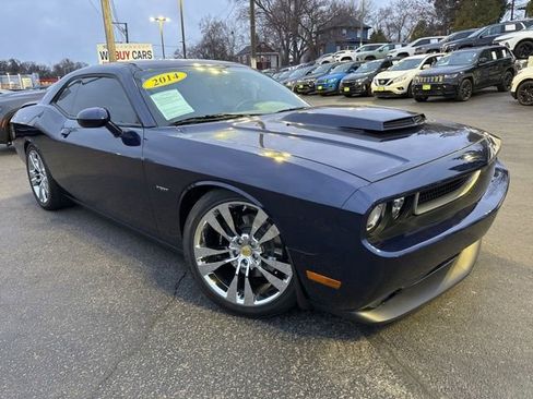 Used 2014 Dodge Challenger R/T Plus image 2