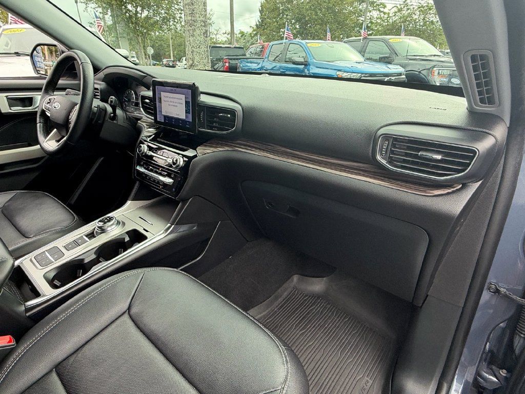 Used 2021 Ford Explorer Limited w/ Hybrid Equipment Group 310A RWD image 20