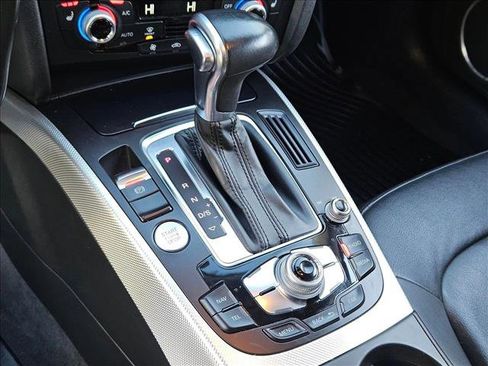 Used 2016 Audi A4 Premium Plus w/ Technology Package image 12