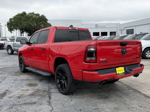Used 2023 RAM 1500 Laramie AWD/4WD image 5