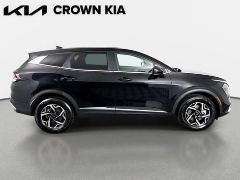 Certified 2025 Kia Sportage LX AWD/4WD image 4