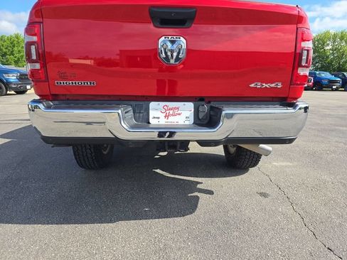 Used 2024 RAM 2500 Big Horn w/ Safety Group AWD/4WD image 16