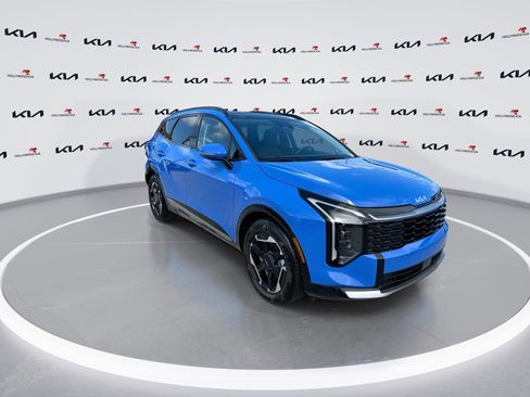 Certified 2026 Kia Sportage SX FWD image 2