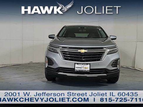 Used 2024 Chevrolet Equinox LT FWD image 3