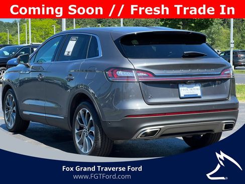 Used 2023 Lincoln Nautilus Reserve w/ Equipment Group 201A AWD/4WD image 8