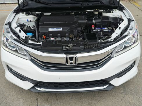 Used 2017 Honda Accord EX-L image 7
