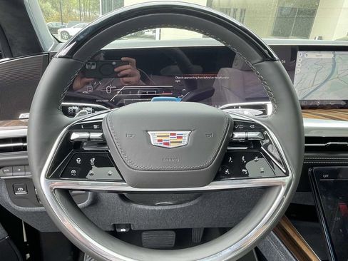 New 2026 Cadillac Escalade Platinum Sport w/ LPO, ONYX Package AWD/4WD image 24
