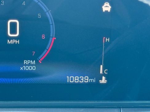 Used 2024 Chevrolet Trax ACTIV w/ Sunroof Package image 27