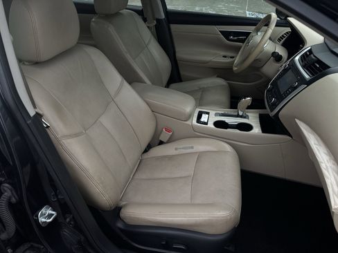 Used 2016 Nissan Altima 2.5 SL w/ 2.5 Technology Package image 28