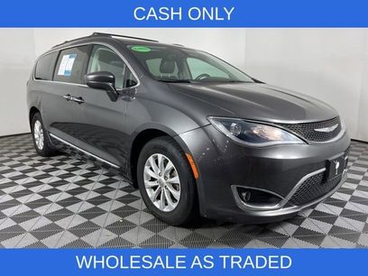 Used 2017 Chrysler Pacifica Touring-L