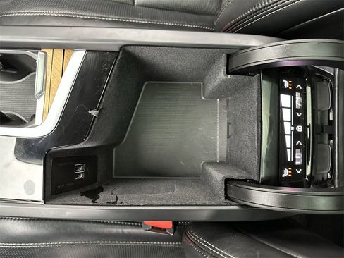 Used 2019 Volvo XC90 T6 Inscription w/ Advanced Package image 21