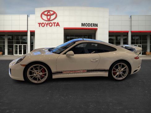 Used 2017 Porsche 911 Carrera S image 6