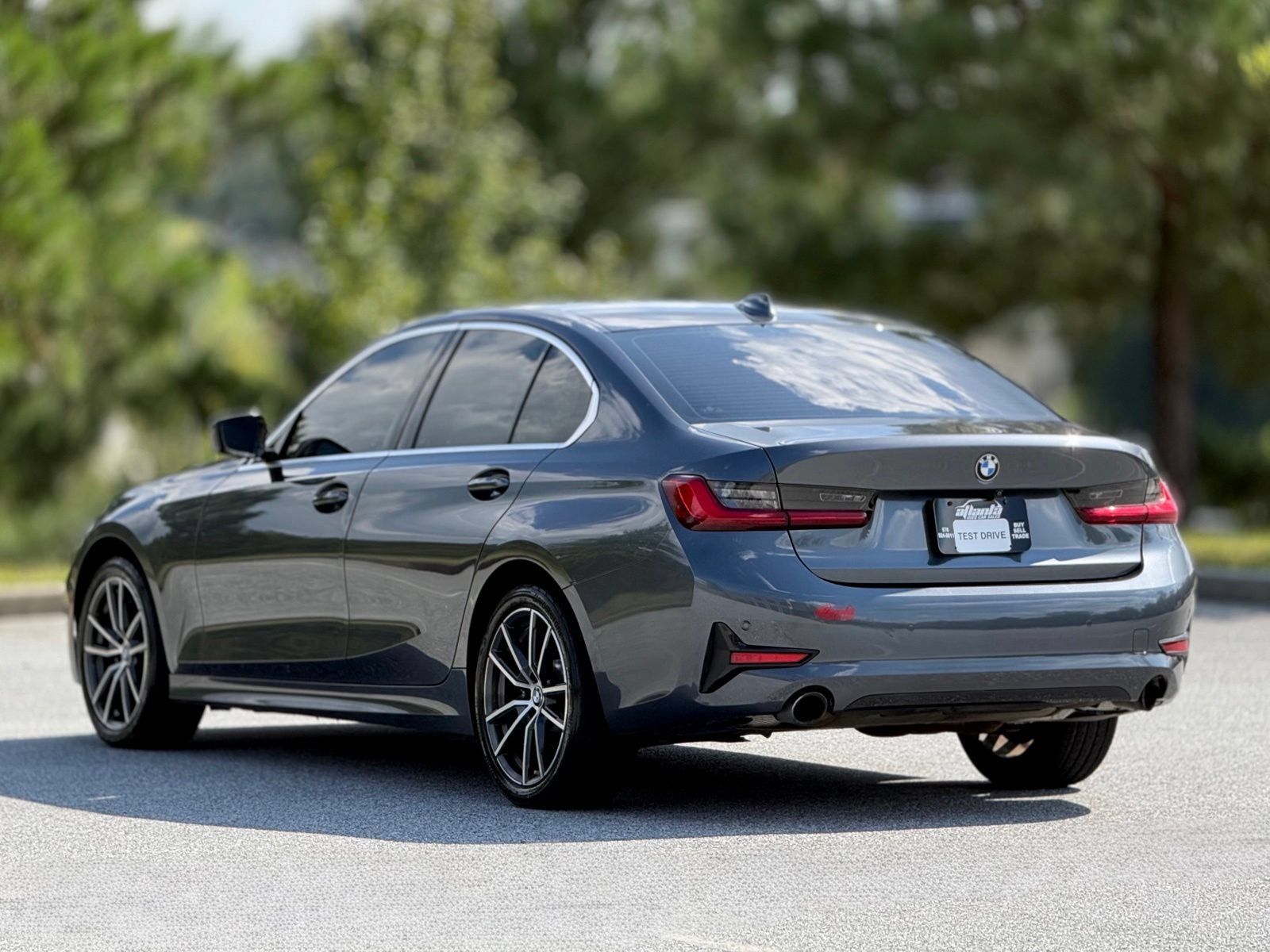 Used 2020 BMW 330i xDrive Sedan AWD/4WD image 10