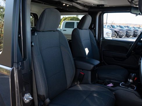 New 2026 Jeep Wrangler Sport AWD/4WD image 19