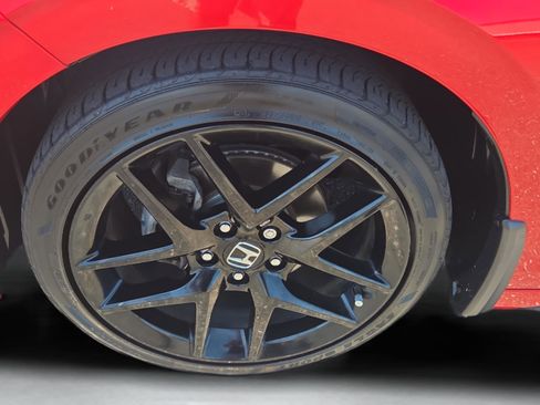 Used 2023 Honda Civic Sport image 28