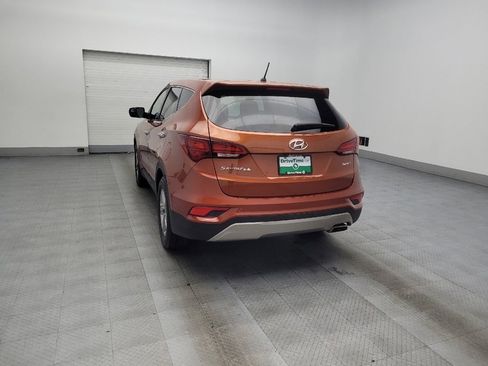 Used 2018 Hyundai Santa Fe Sport image 5