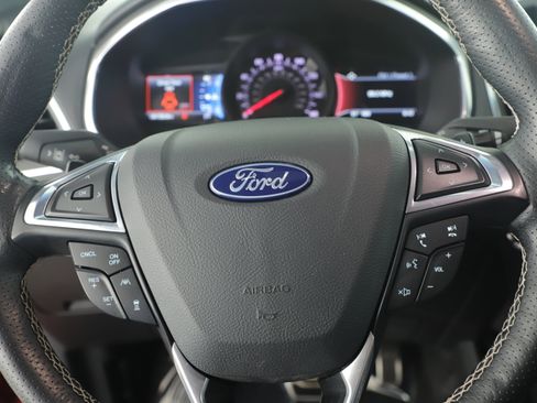 Used 2019 Ford Edge ST w/ Equipment Group 401A image 18