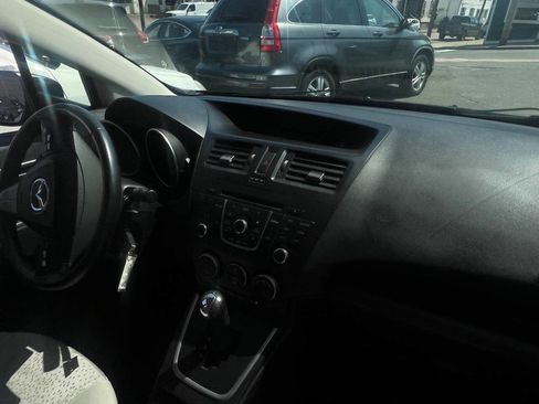 Used 2012 MAZDA MAZDA5 Touring image 9