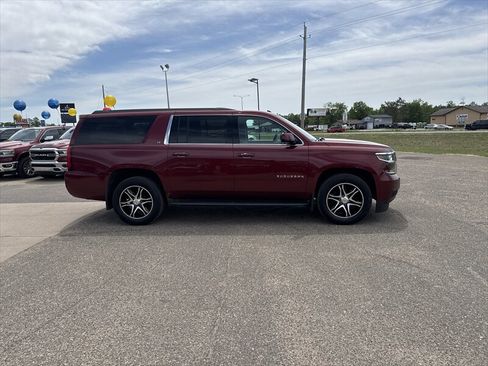 Used 2016 Chevrolet Suburban LT AWD/4WD image 6