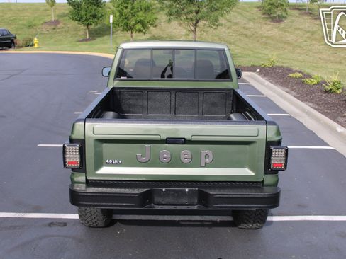 Used 1990 Jeep Comanche 2WD image 12