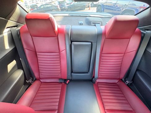 Used 2013 Dodge Challenger R/T Plus RWD image 28